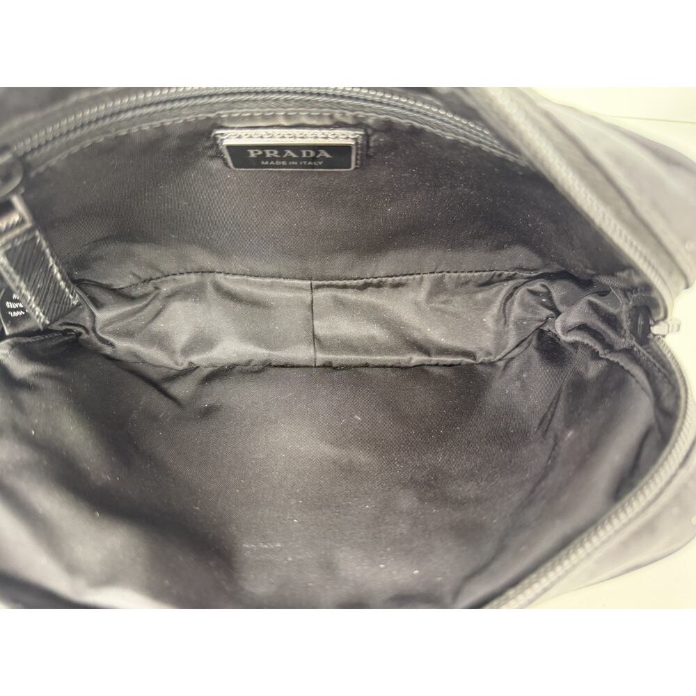 Prada Tessuto Nylon Belt Bag in Black with a Front Zippered Pocket S07 - Picture 11 of 16